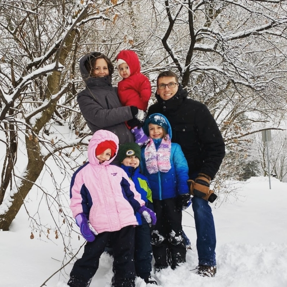 Meet your Posher, Angela - Picture 1 of 1